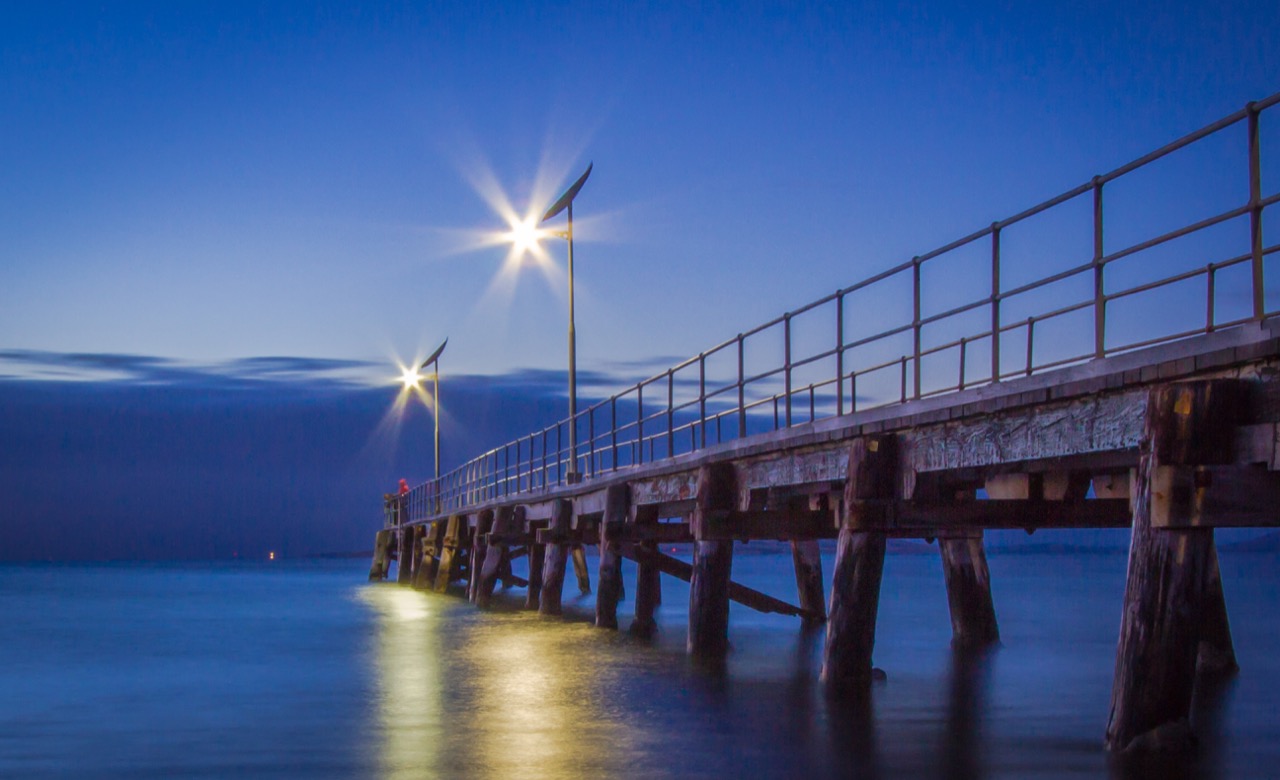 Early morning fishing from North Shields Jetty in South Australia